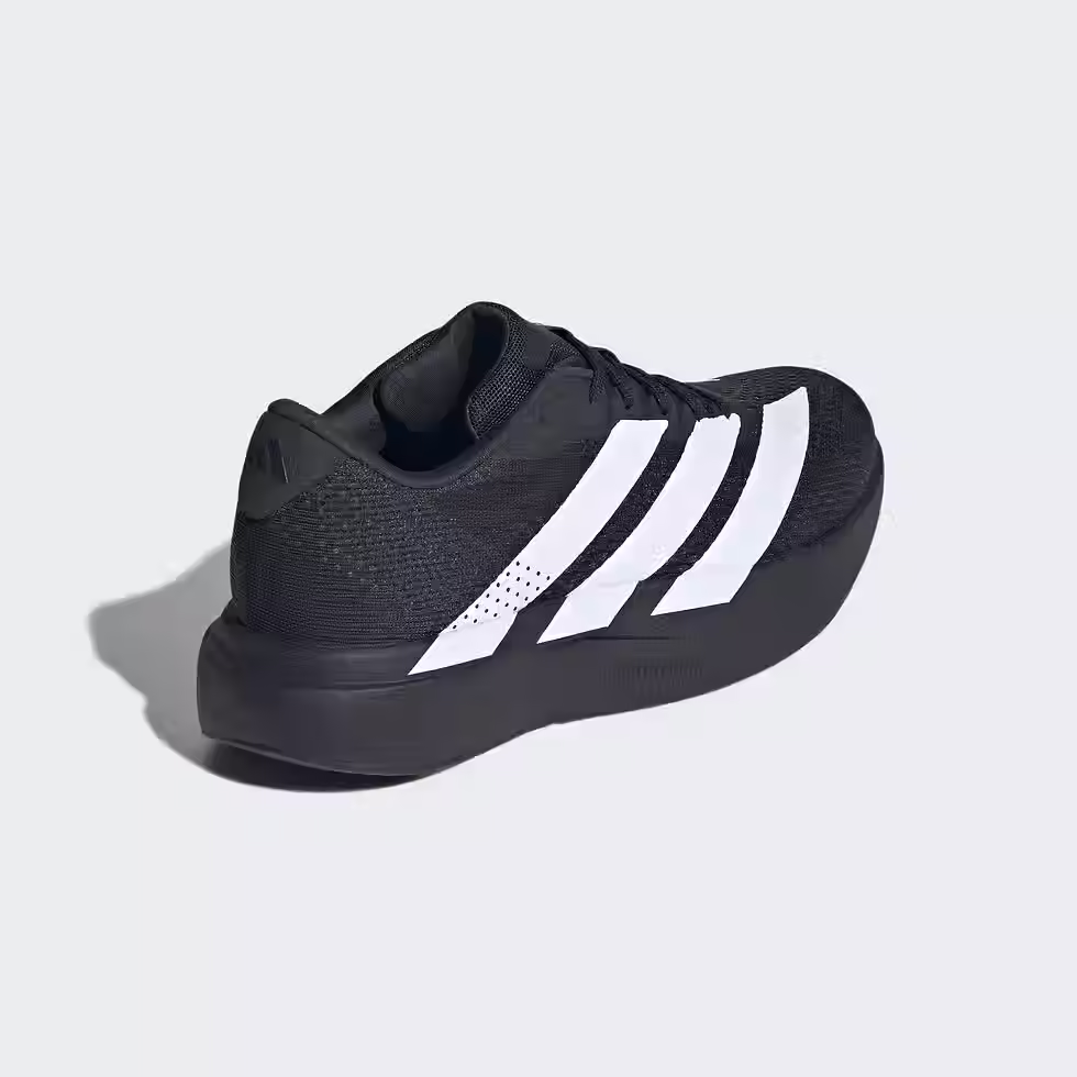 Miniatura: nuevas zapatillas de adidas
