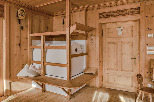 Ferienwohnungen auf dem Bauernhof Prünsterhof in Schenna bei Meran