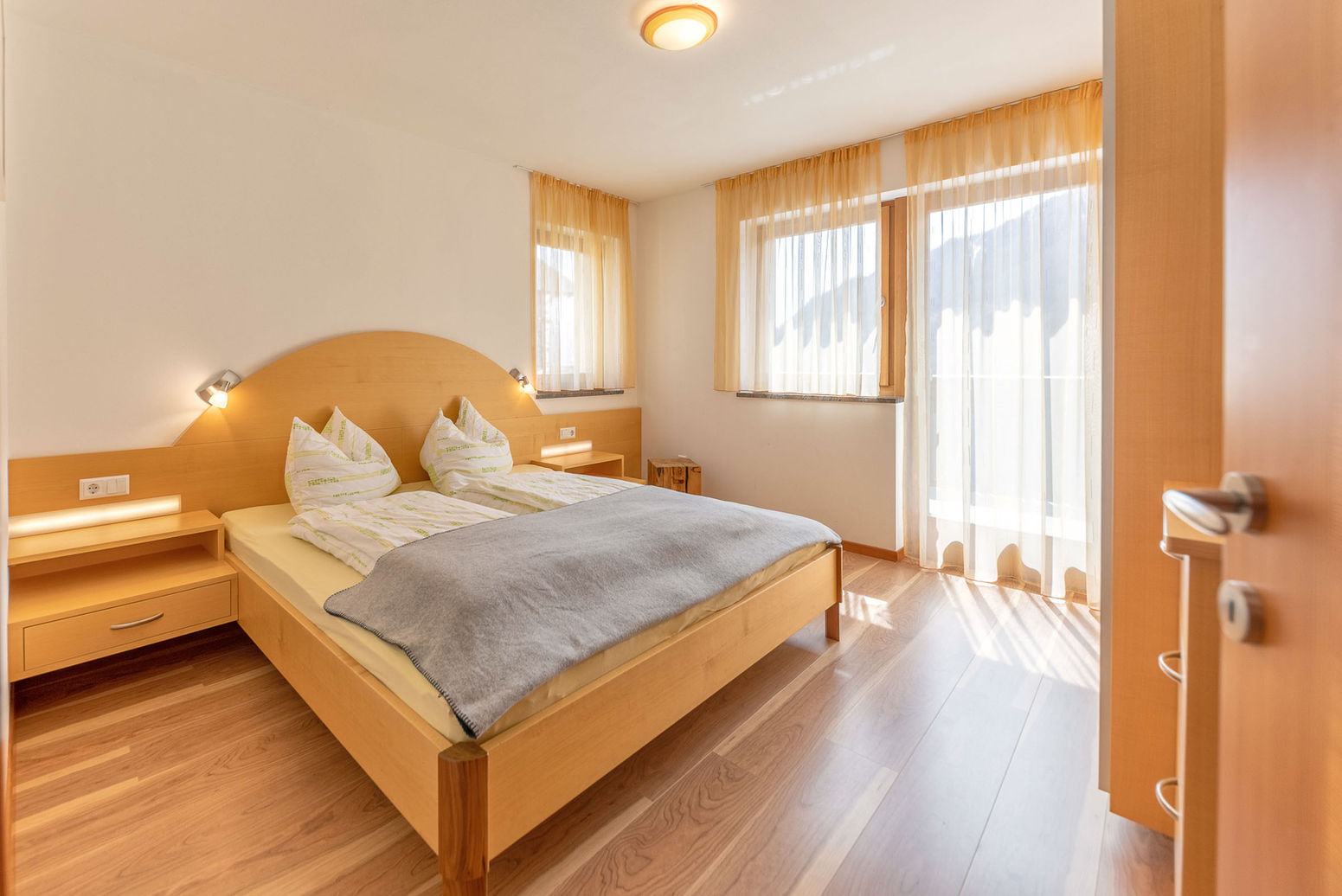 Wohnung Morgensonne (4)Ferienwohnungen_Schnals_Oberperflhof_bei_Meran_.jpg