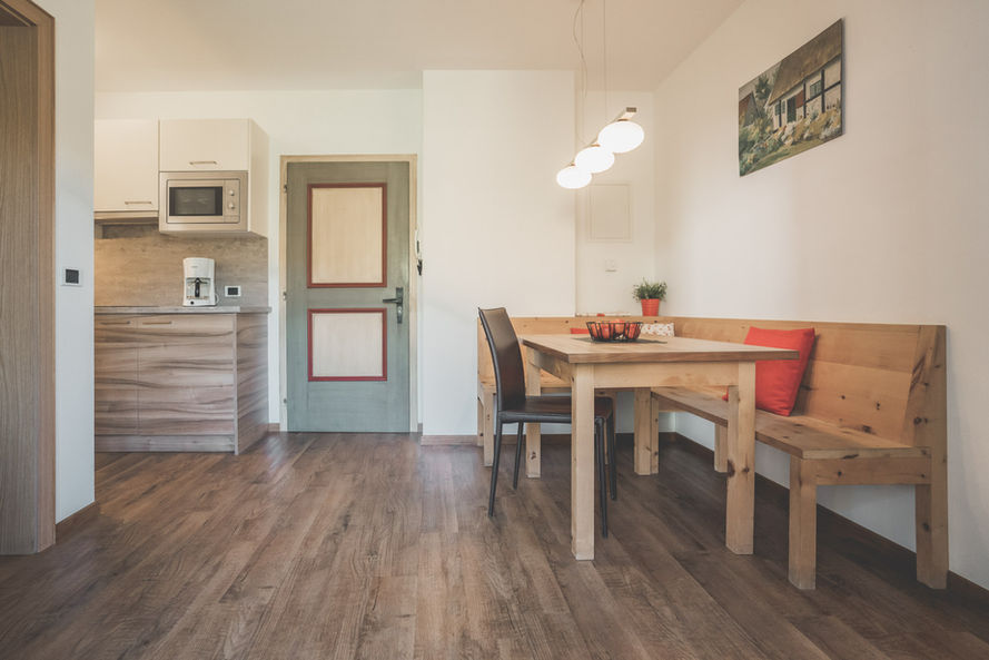 Ferienwohnungen mit Schwimmbad im Vinschgau, Schnatzhof