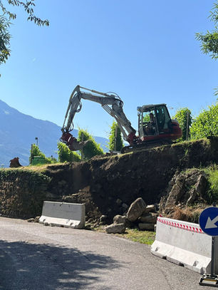 Muro Pardellerhof - muratura a secco - impresa di scavi Cermes