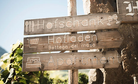 Huberhof_Völs_Apartments_Schlern_Dolomiten_(c) Hannes Niederkofler_WEB_001_DSC0560.jpg