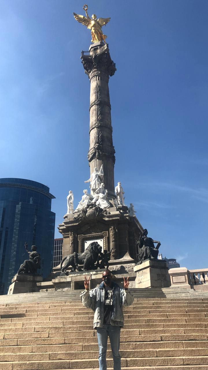 OUP Student D'Angelo Gatewood in Mexico City
