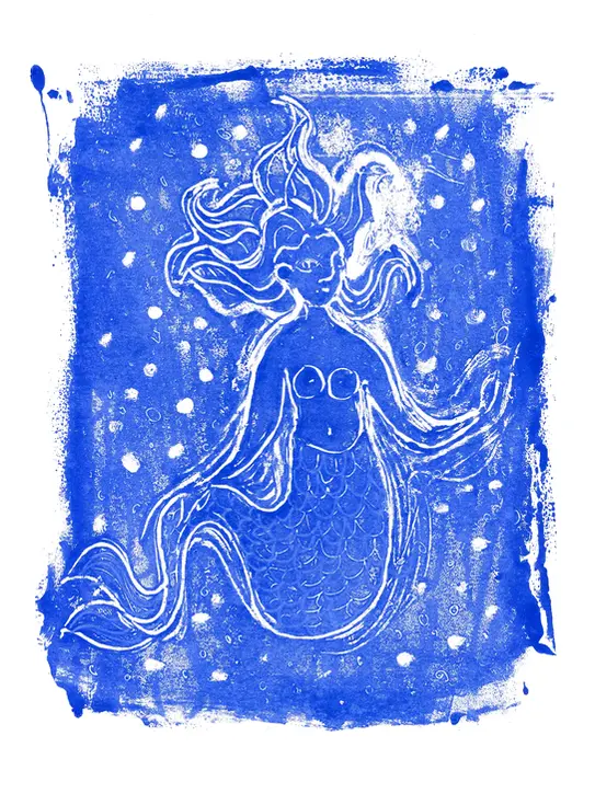 Sirène bleue dans la mer