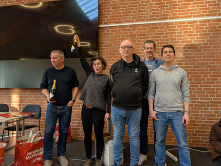 Førsteholdet rykker op!