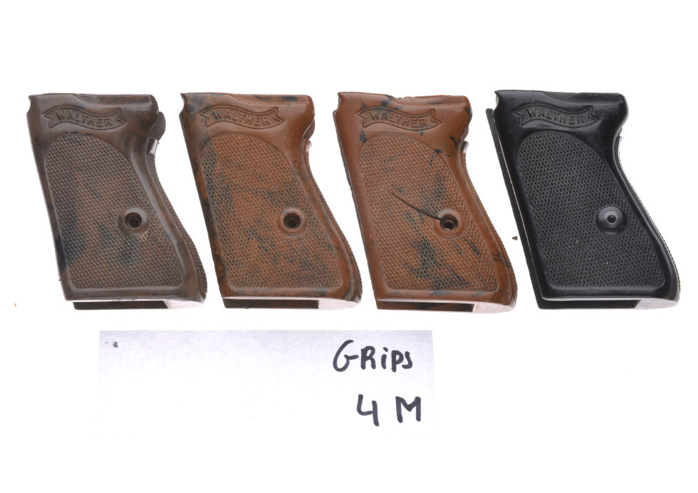 Grips 4M b