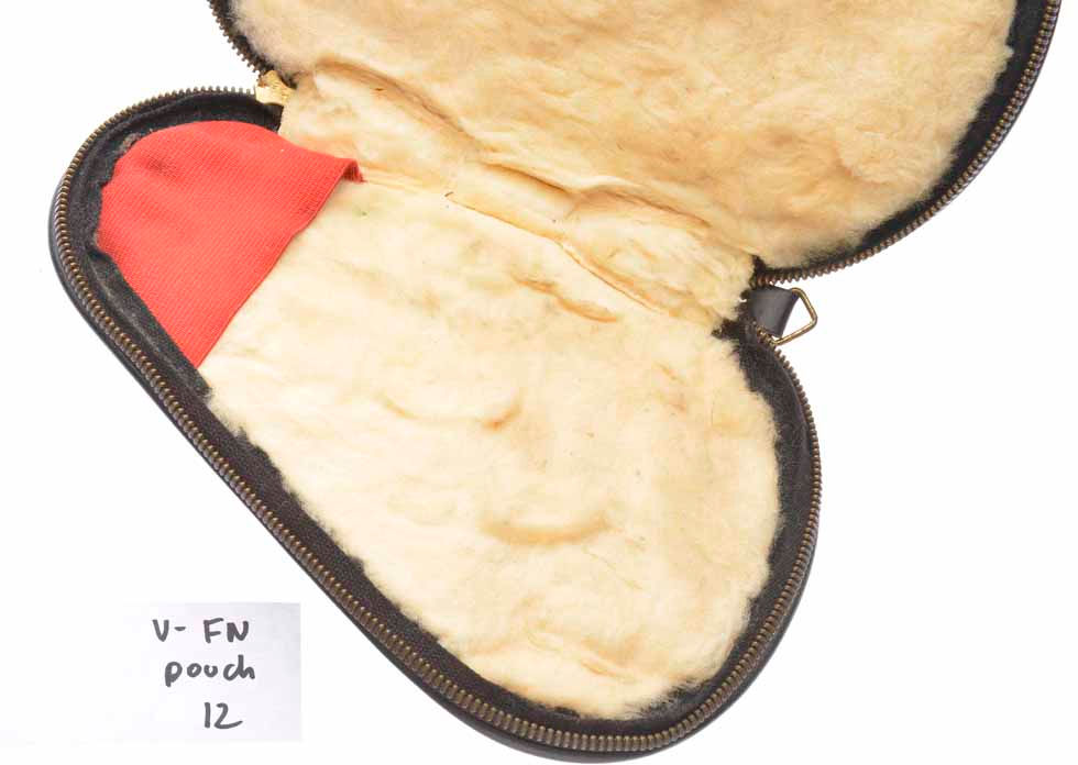 V FNpouch 12b