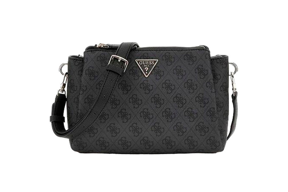 Bolsa Cartera Guess preta com alça tiracolo e logo triangular.