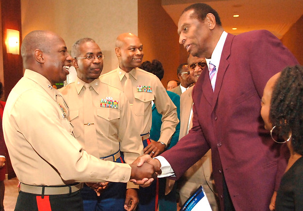 Earl_Lloyd_-_CIAA_HOF_Brunch_-_1-3-06.jp