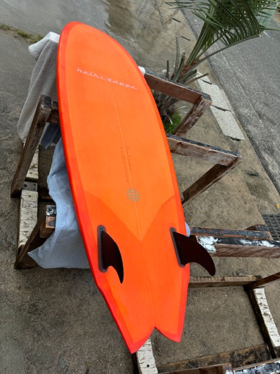 ようやく完成！「Gimmick Twin」3Surfboards