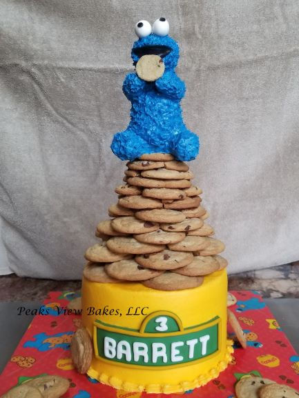 Cookie Monster Cake