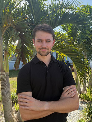 hubert foto website_edited.jpg