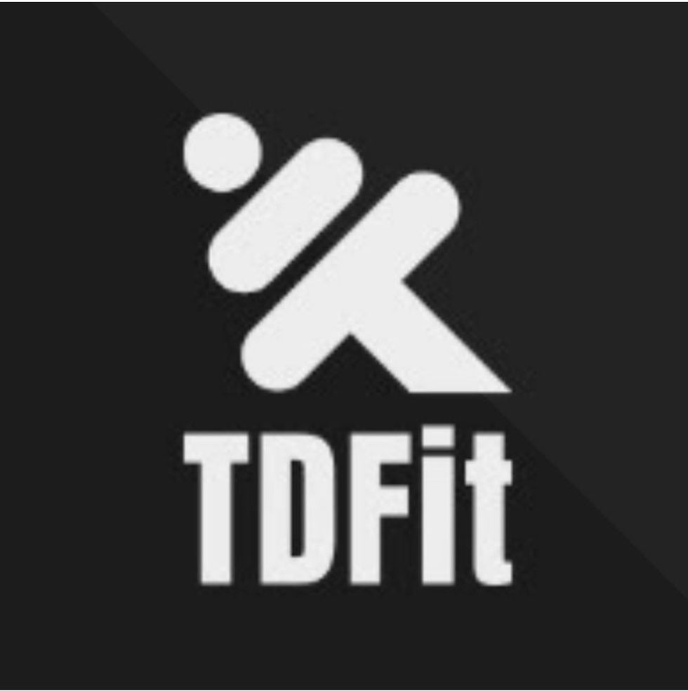 Mens physique competitor 