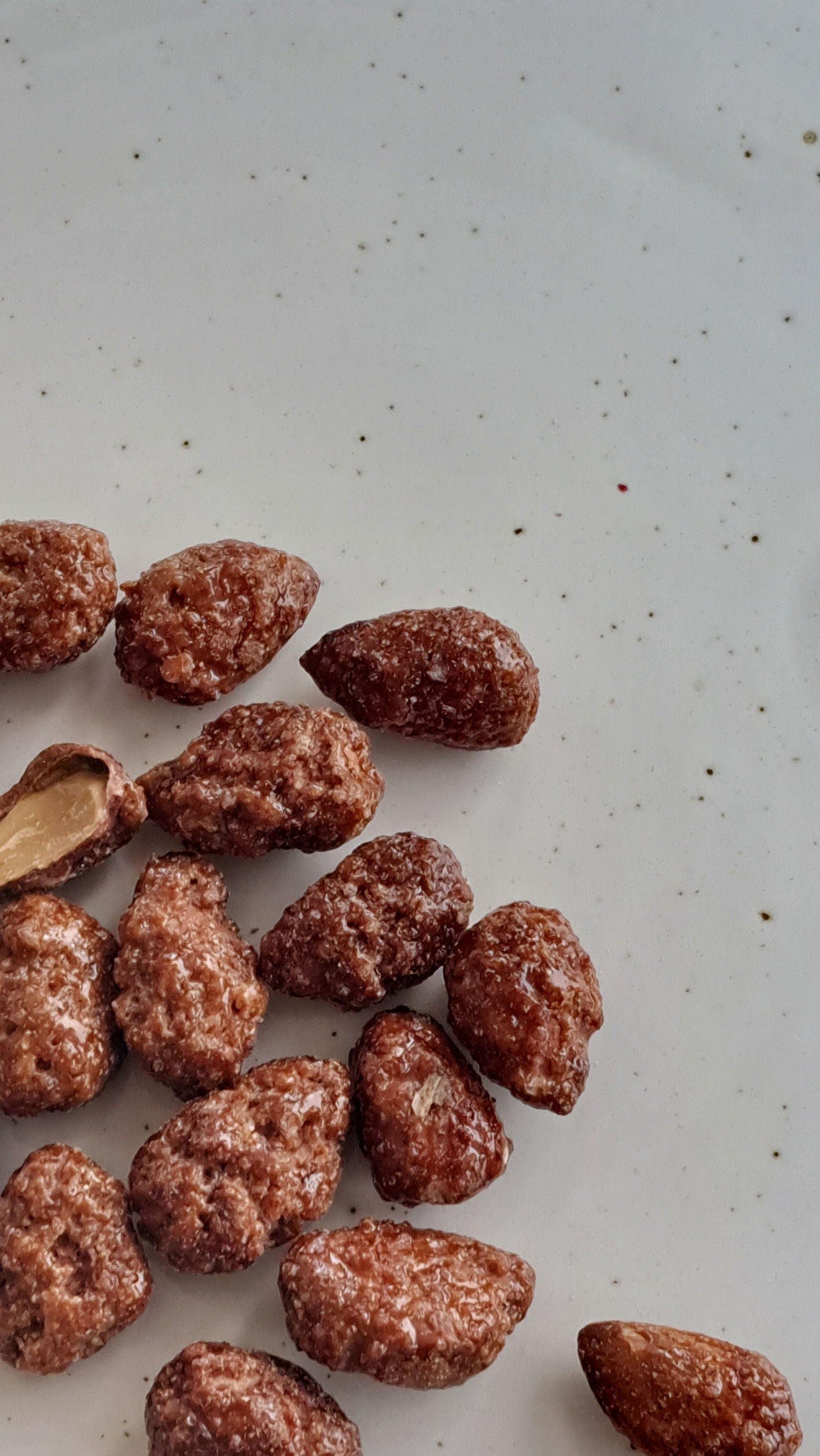 Gebrannte Mandelkerne mit Zimt