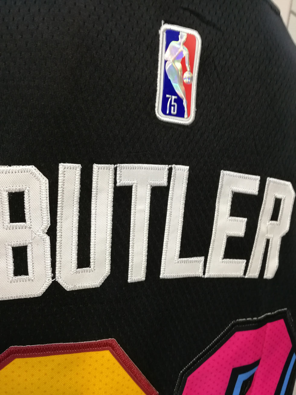 Миниатюра: Баскетбольная майка MIAMI  №22  BUTLER