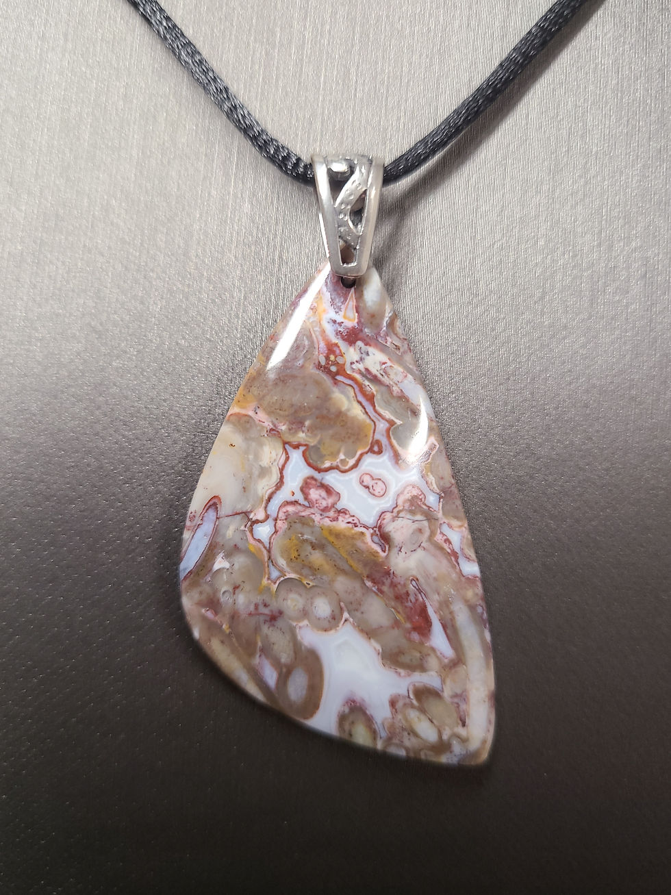 Tube Agate Pendant
