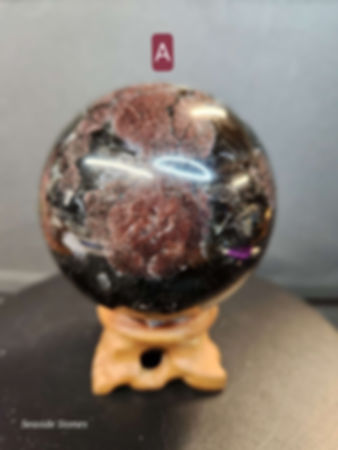 Garnet in Matrix Sphere