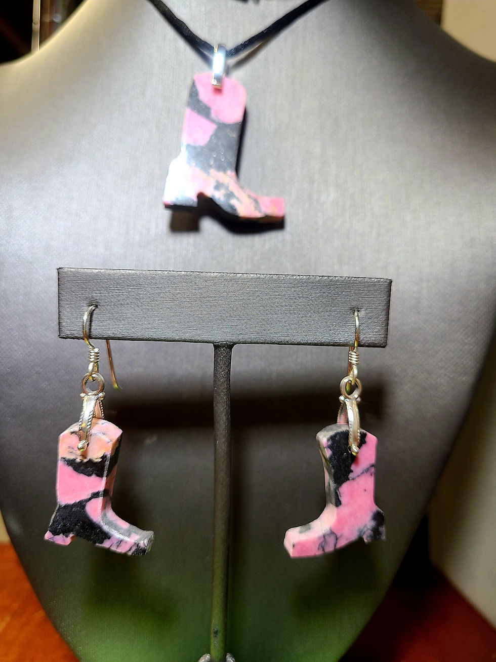 Rhodonite Cowboy Boots Pendant and Earrings