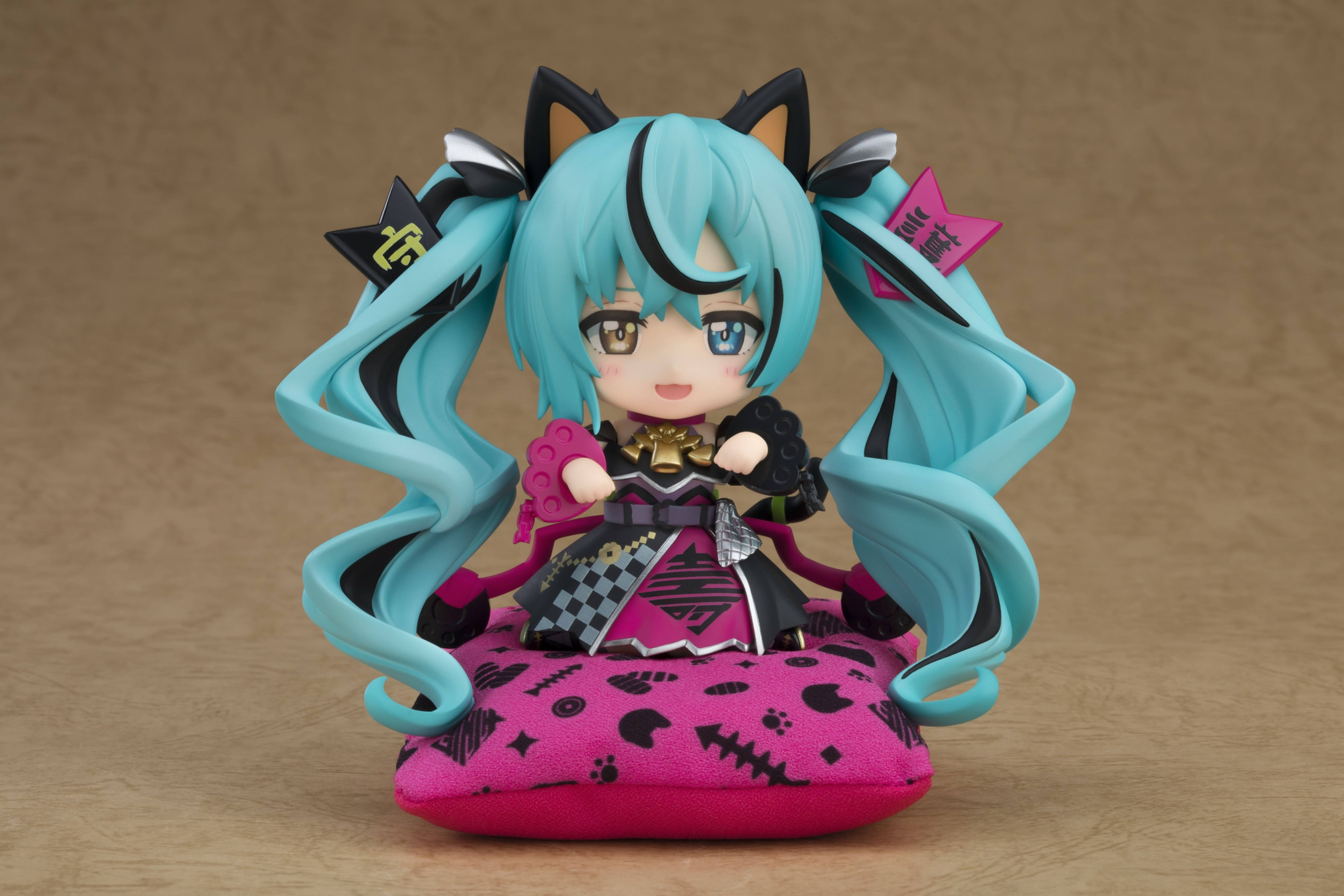 Hatsune Miku - Nendoroid Black Maneki Miku Ver. (Limited + Bonus)