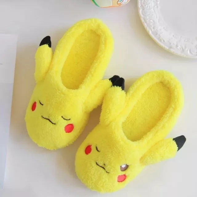Pokemon - Chinelos fofos Pikachu 