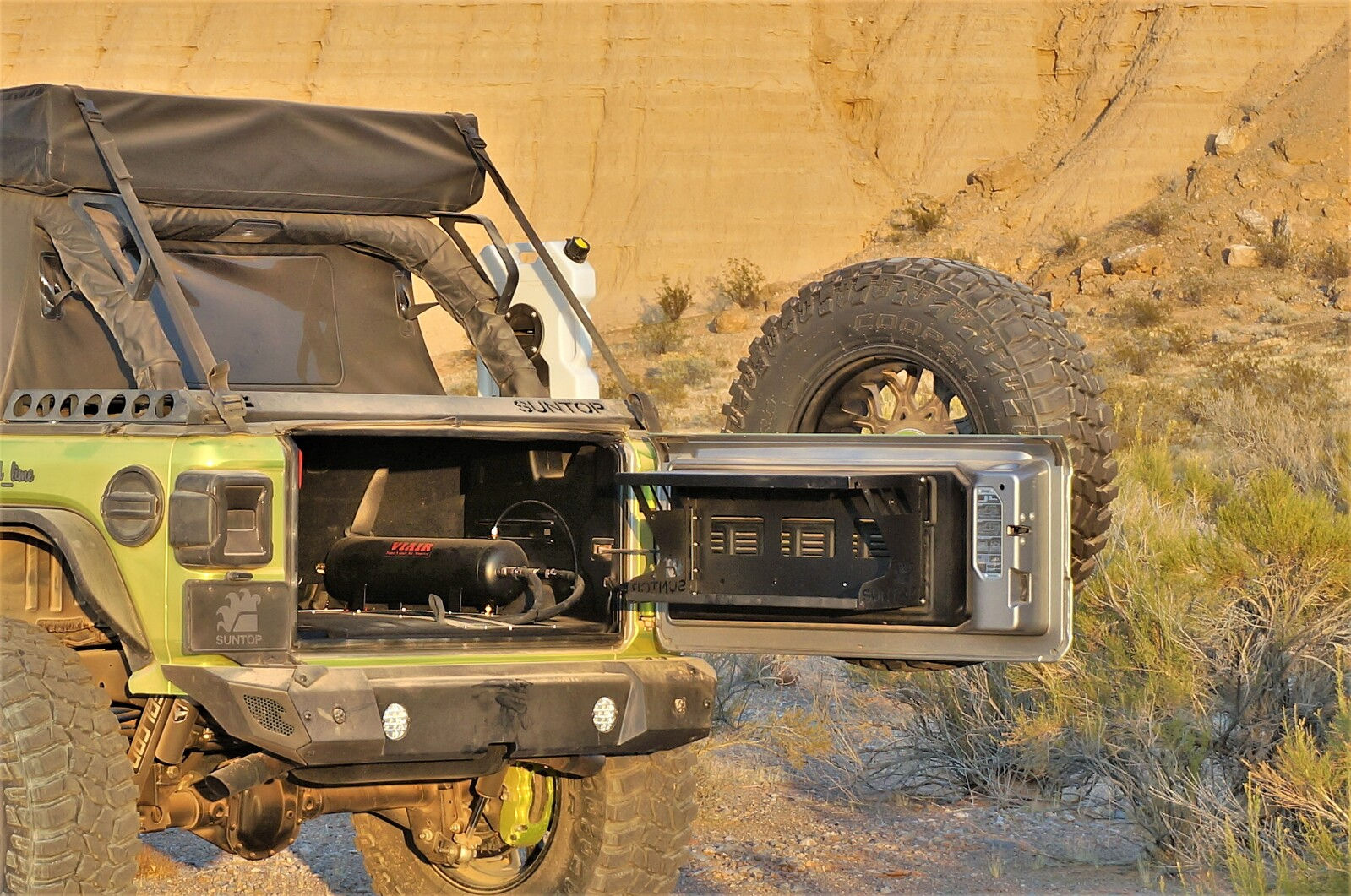 Suntop JL Tailmesa Tailgate Table
