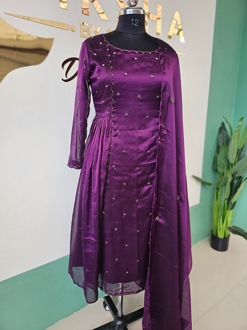 Thumbnail: DA901 HANDWORKED KURTI AND DHUPPATA SEY