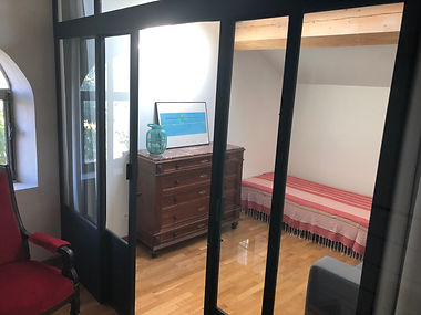 13. chambre mezzanine.jpg
