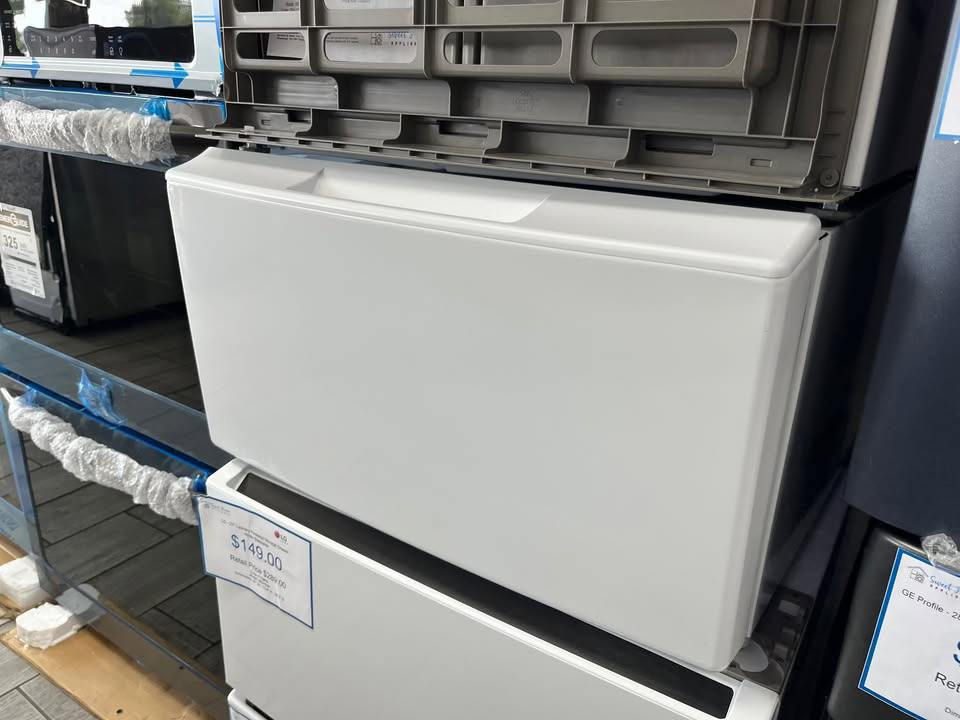 NEW 27" Whirlpool Laundry Pedestal Storage Drawer 1 cu ft in White for a Front