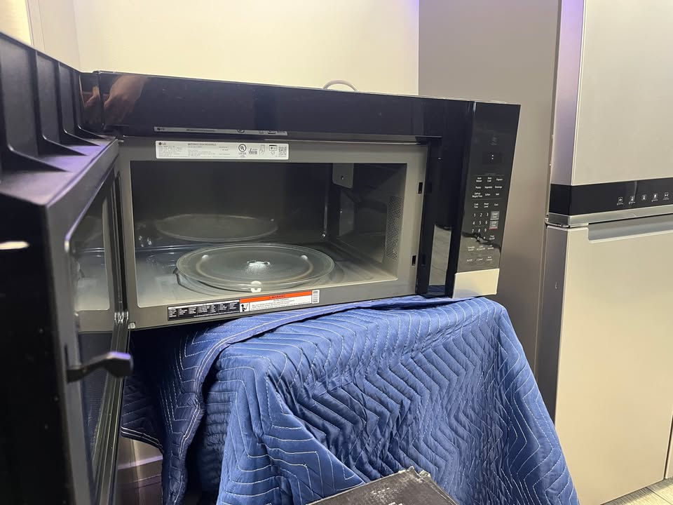 Thumbnail: LG 1.7 cu. ft. 30 in. Width Over-the-Range Microwave with EasyClean in Stainless