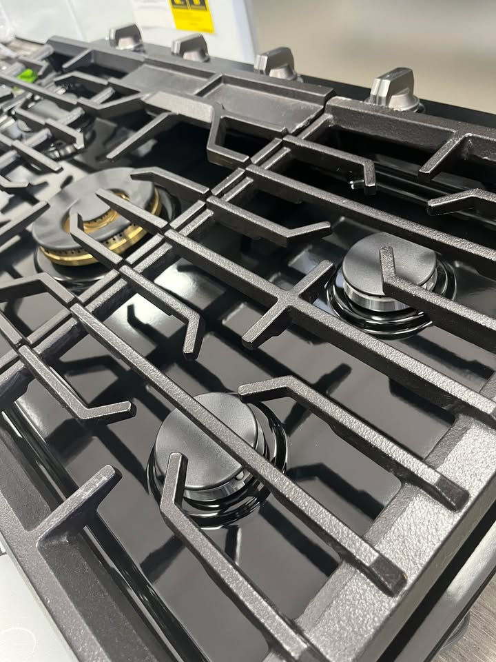 Thumbnail: NEW Smart Samsung 36" Gas Cooktop! 5-Burner Samsung Black with 22K BTU