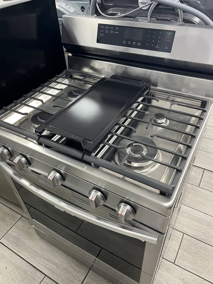 Thumbnail: NEW FREESTANDING GAS RANGE! Brand : Smart Samsung Finish: Stainless Steel  Capac