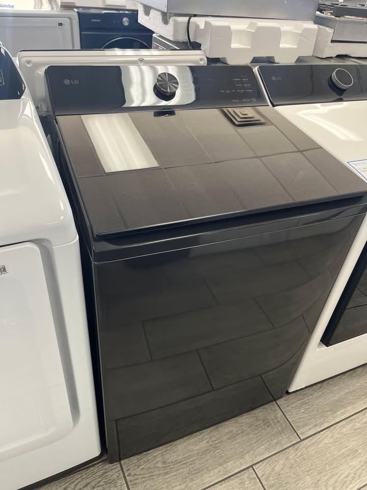 NEW Smart Top Load WASHER! LG With 5.5 cu ft Capacity Black AI Sensing