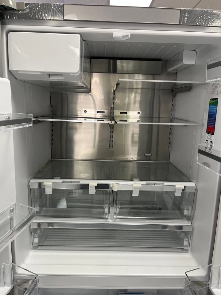 Thumbnail: NEW Bosch Refrigerator! French Door, Stainless Steel 26 cu ft