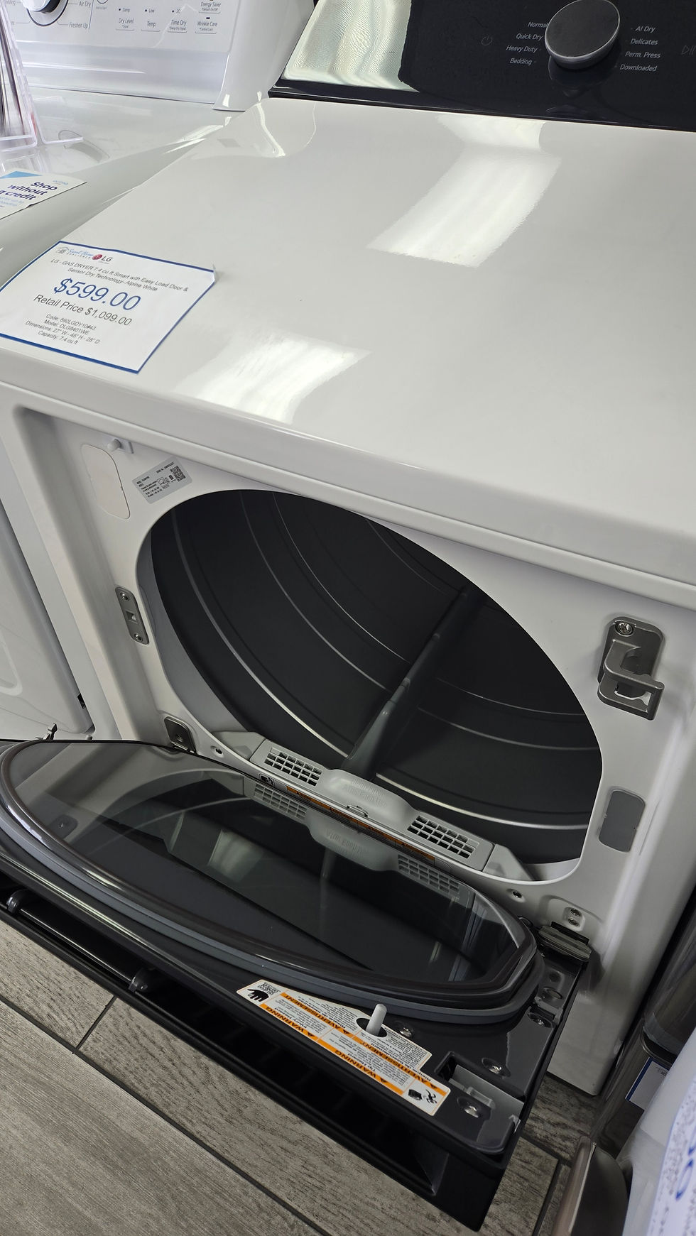 7.3 cu. ft. Ultra Large Capacity Rear Control Gas Dryer with LG EasyLoad™ Door a