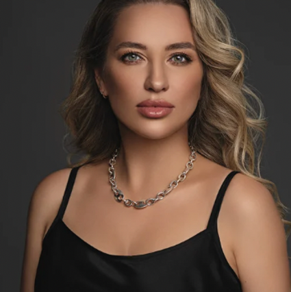 Nicole
