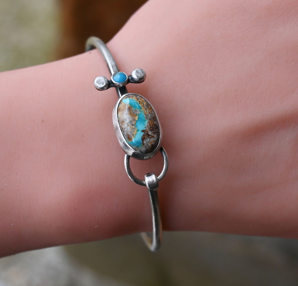 Thumbnail: Blue boulder ribbon turquoise sterling silver bangle bracelet