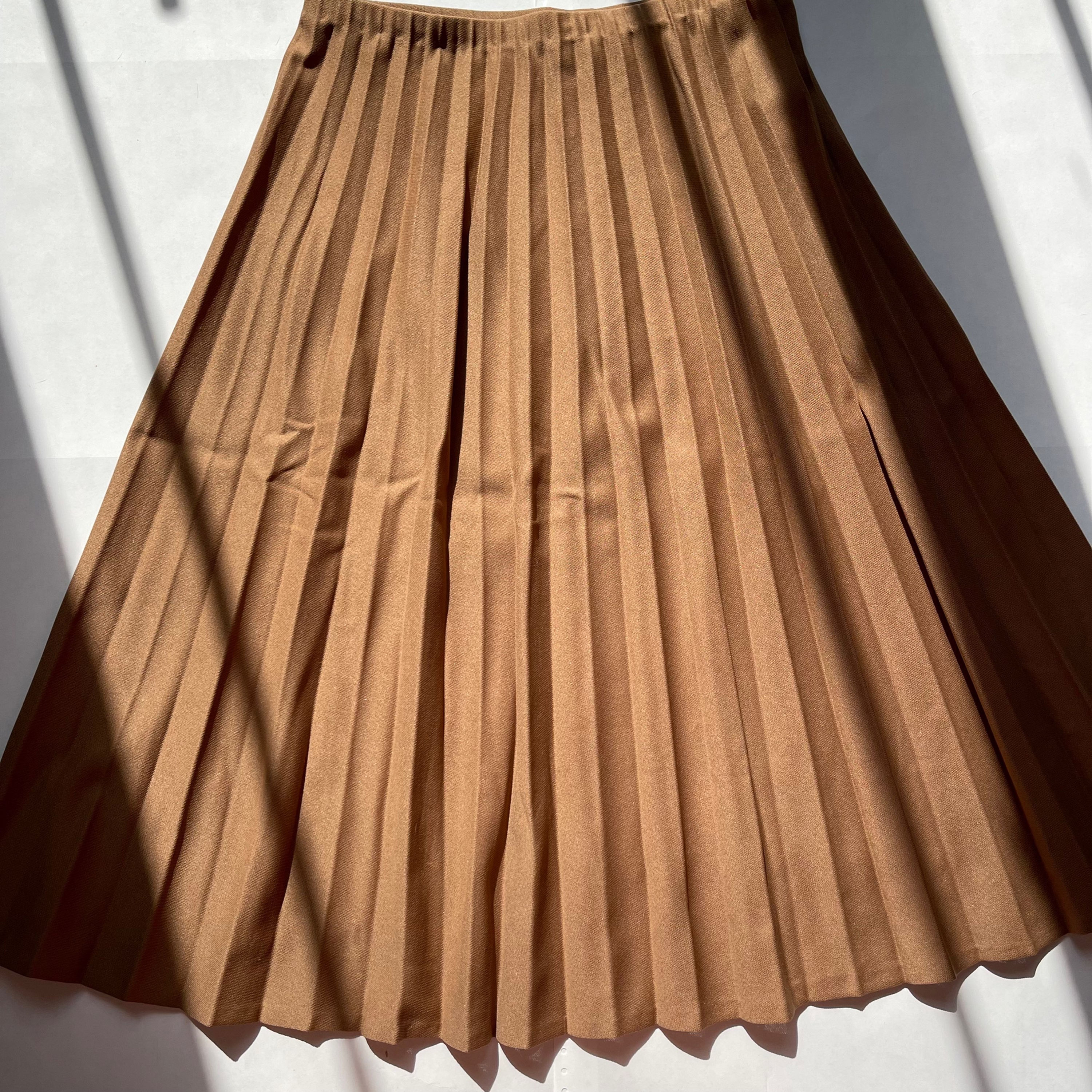 Mid length Brown Pleated Skirt