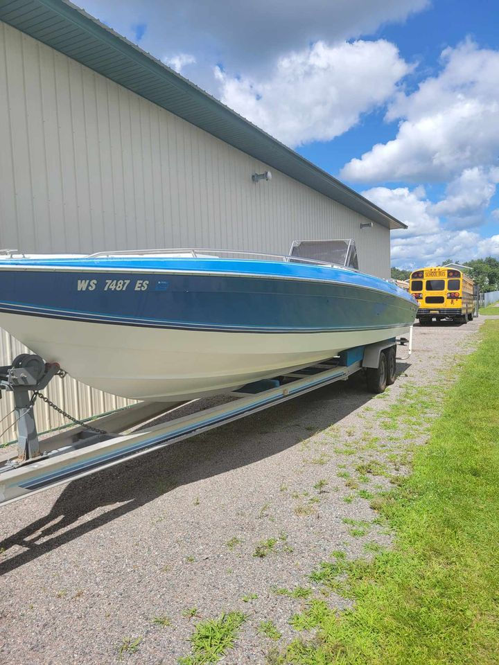 1985 Chris Craft