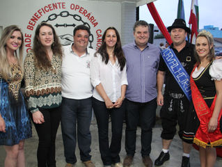 PREFEITO DE CANOINHAS PARTICIPA DA ABERTURA DA FESTA DO TIRO