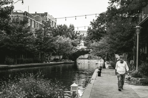 Downtown with Aly 062022-1-JPEG web use-3.jpg