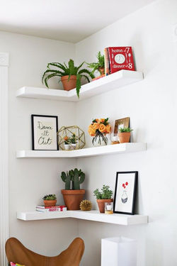 Tablas de decoración para la esquina