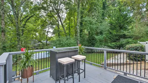 Deck Bar