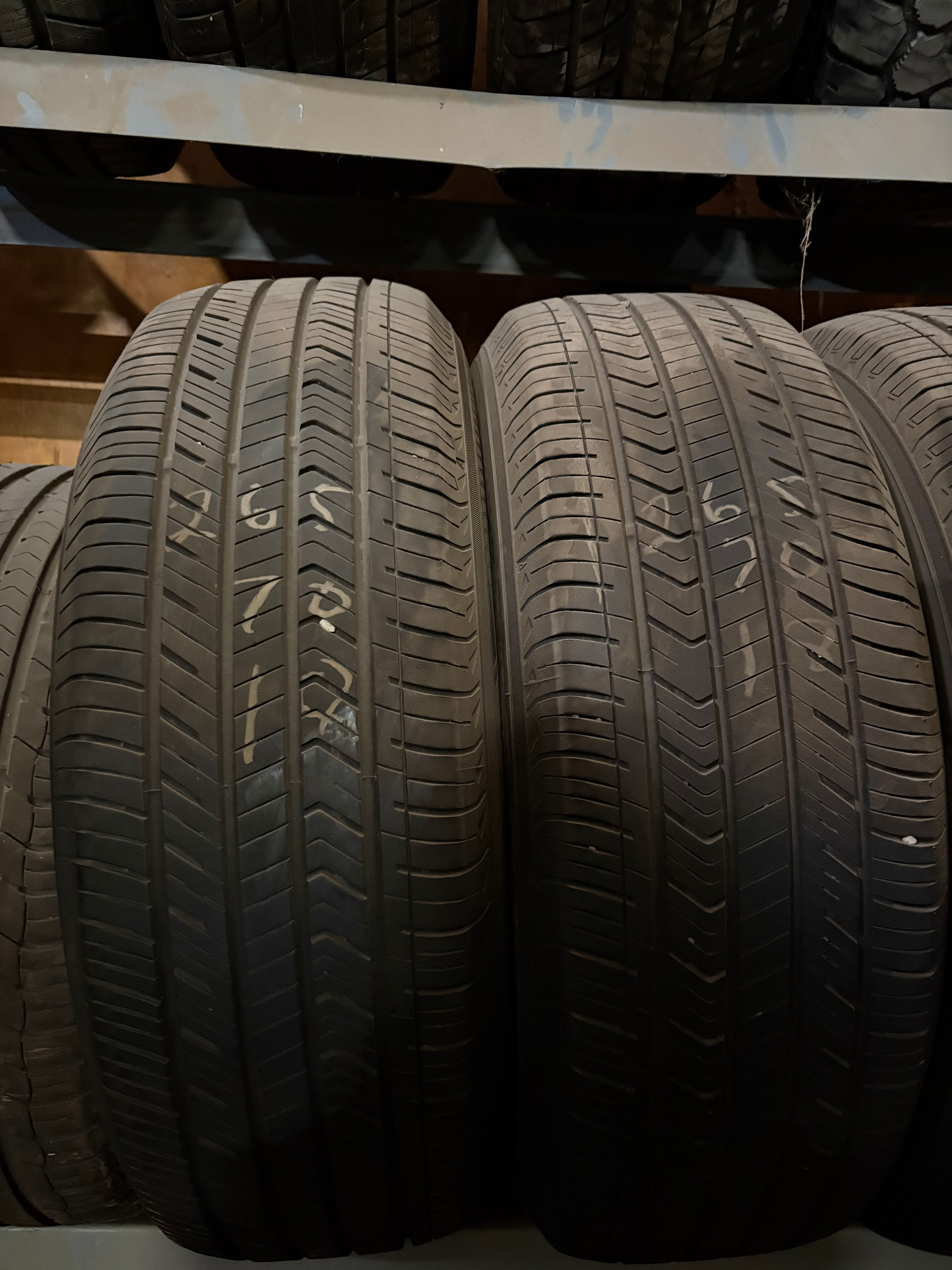 Used Hankook Kinergy PT 265/70/18