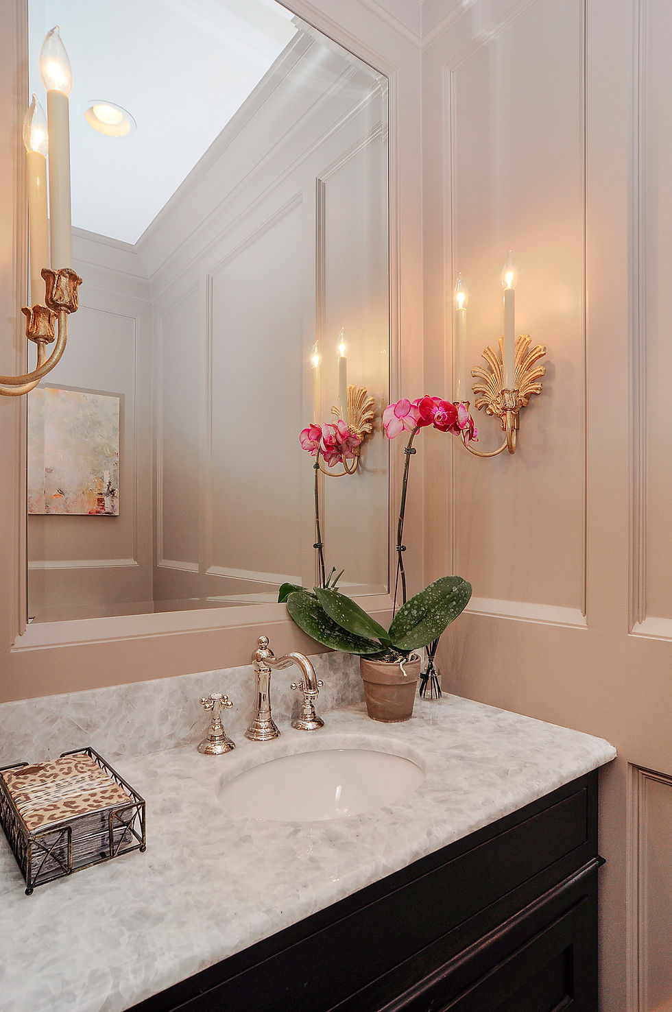 Light from the sides...light from above...light from behind… / Photo: Nathan Kirkman