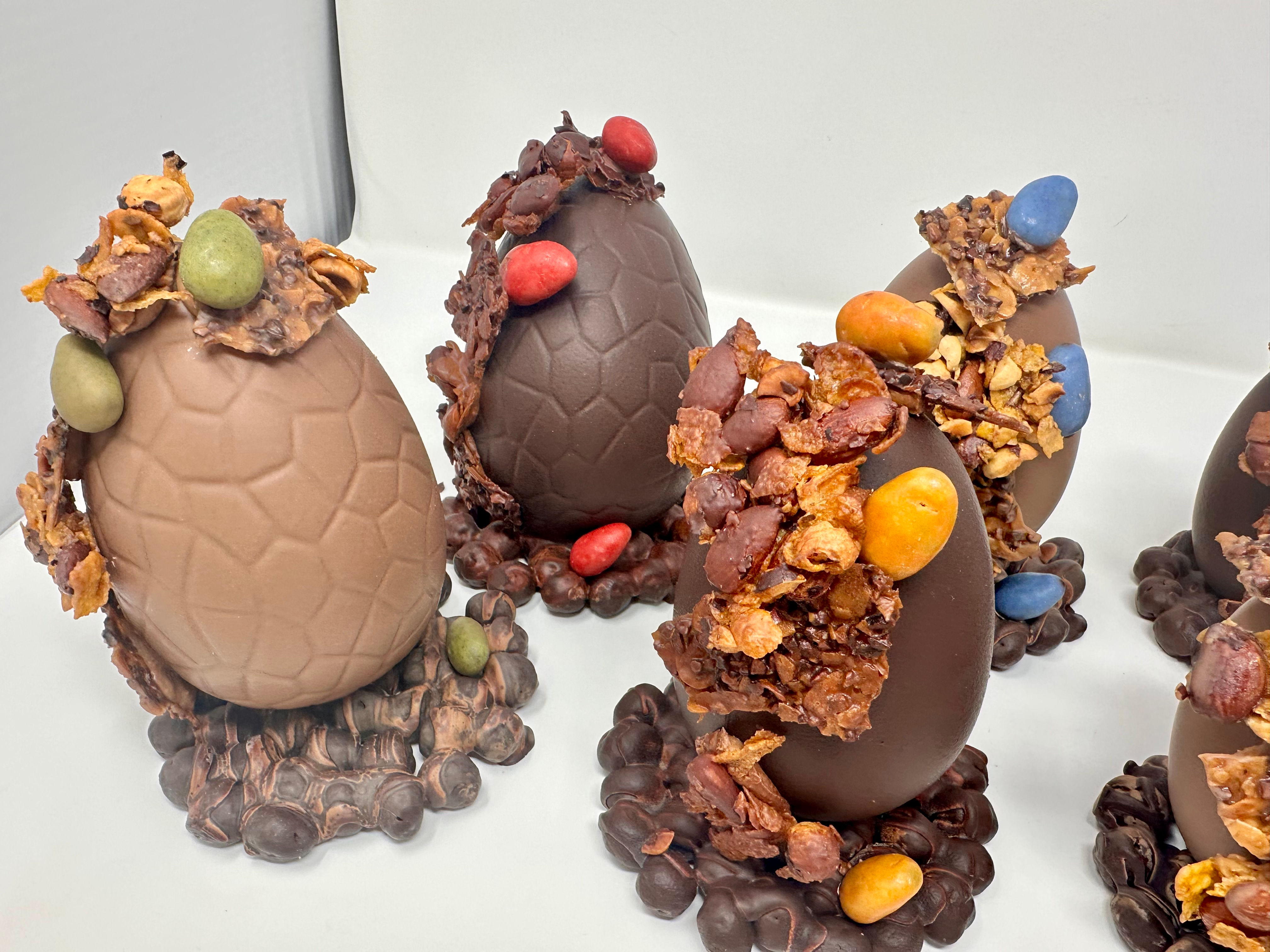 Pâques œuf chocolat garni