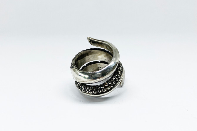 HRjewelry crée des bijoux sur mesure pour Homme