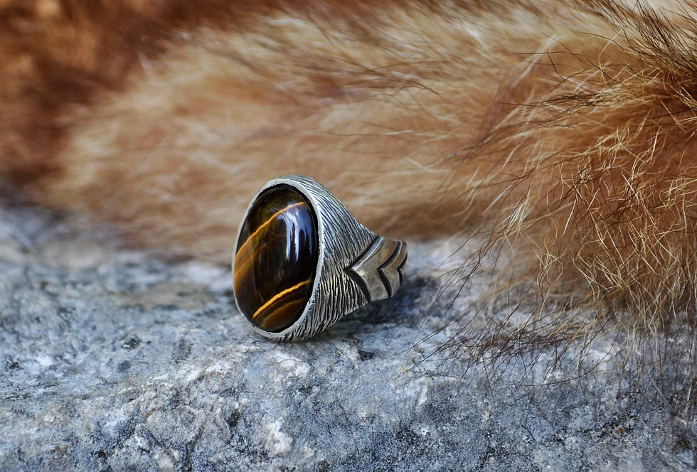 Bagues sur mesure pour Homme à Genève / Chevalières en Argent et en Or / HRjewelryGeneva Geneva