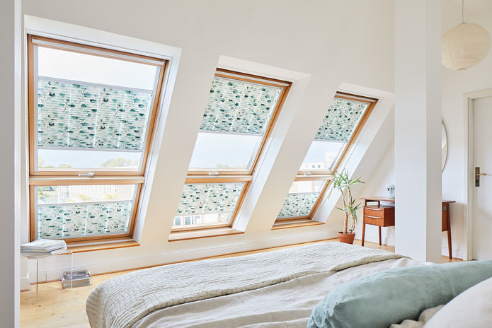 Rollos für Dachfenster mit Verdunklungsfunktion