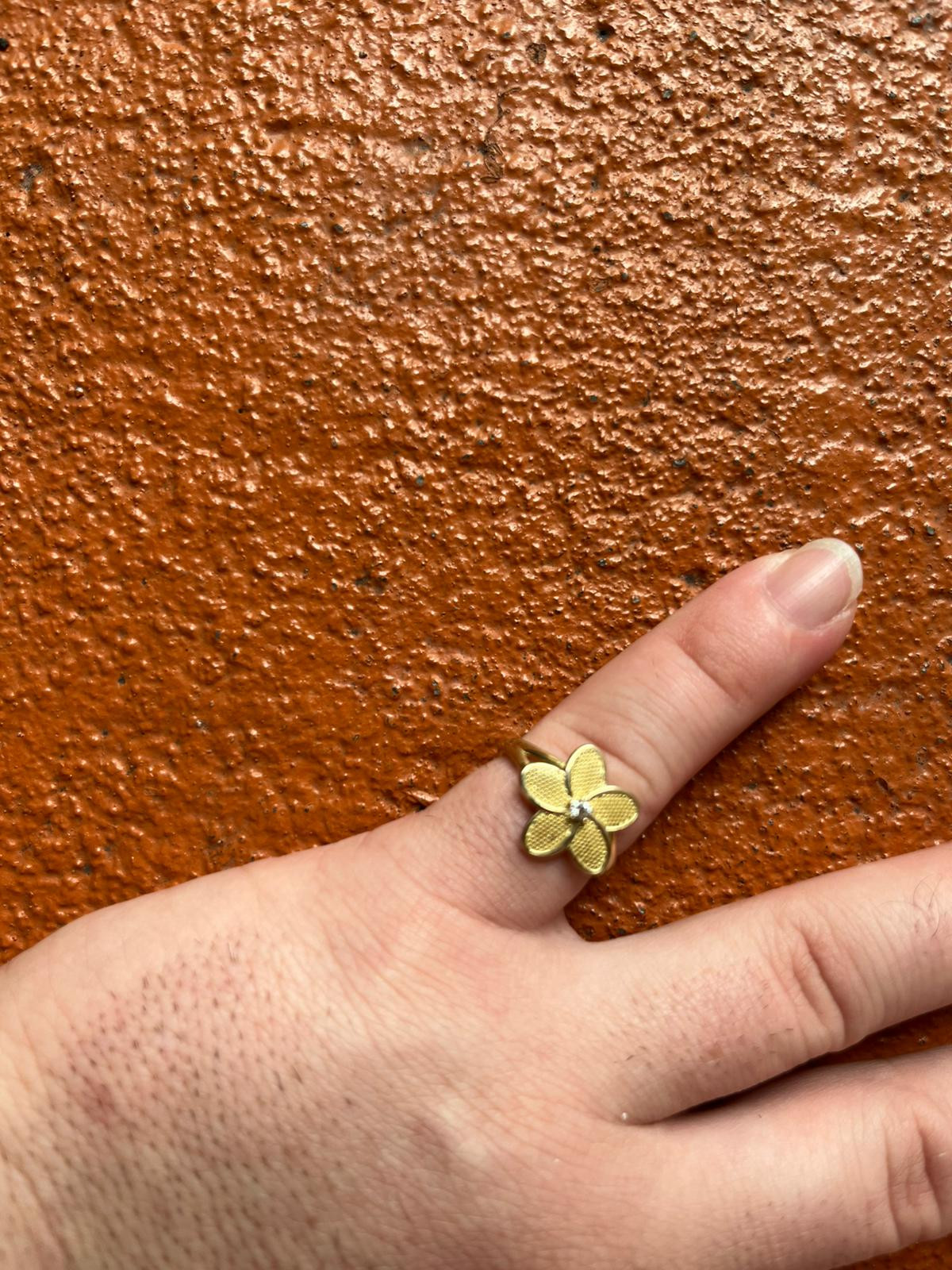 Anillo de flor 