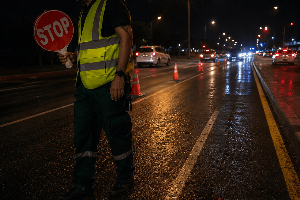 road maintenance at night (1).png
